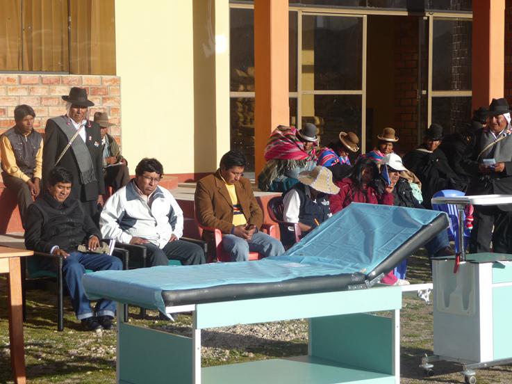 Peru_04_instrumental_medico_comunidades